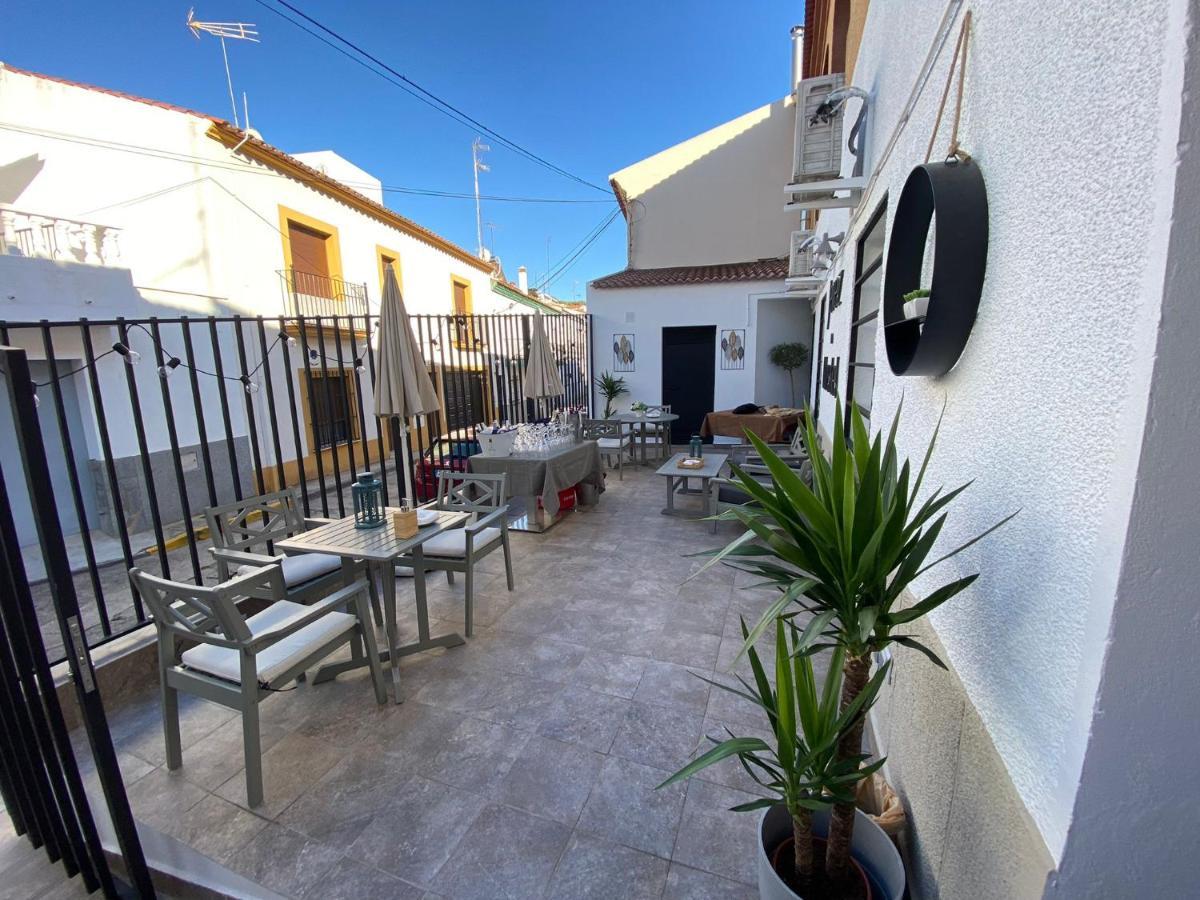 Jerez Hostel Jerez De Los Caballeros Eksteriør bilde